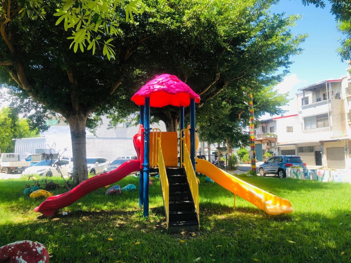 小院子4人至6人包棟民宿 Taitung Exterior photo